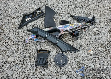 2015 Dodge Charger Se z USA, uszkodzony, nr VIN 2C3CDXBG9FH776768